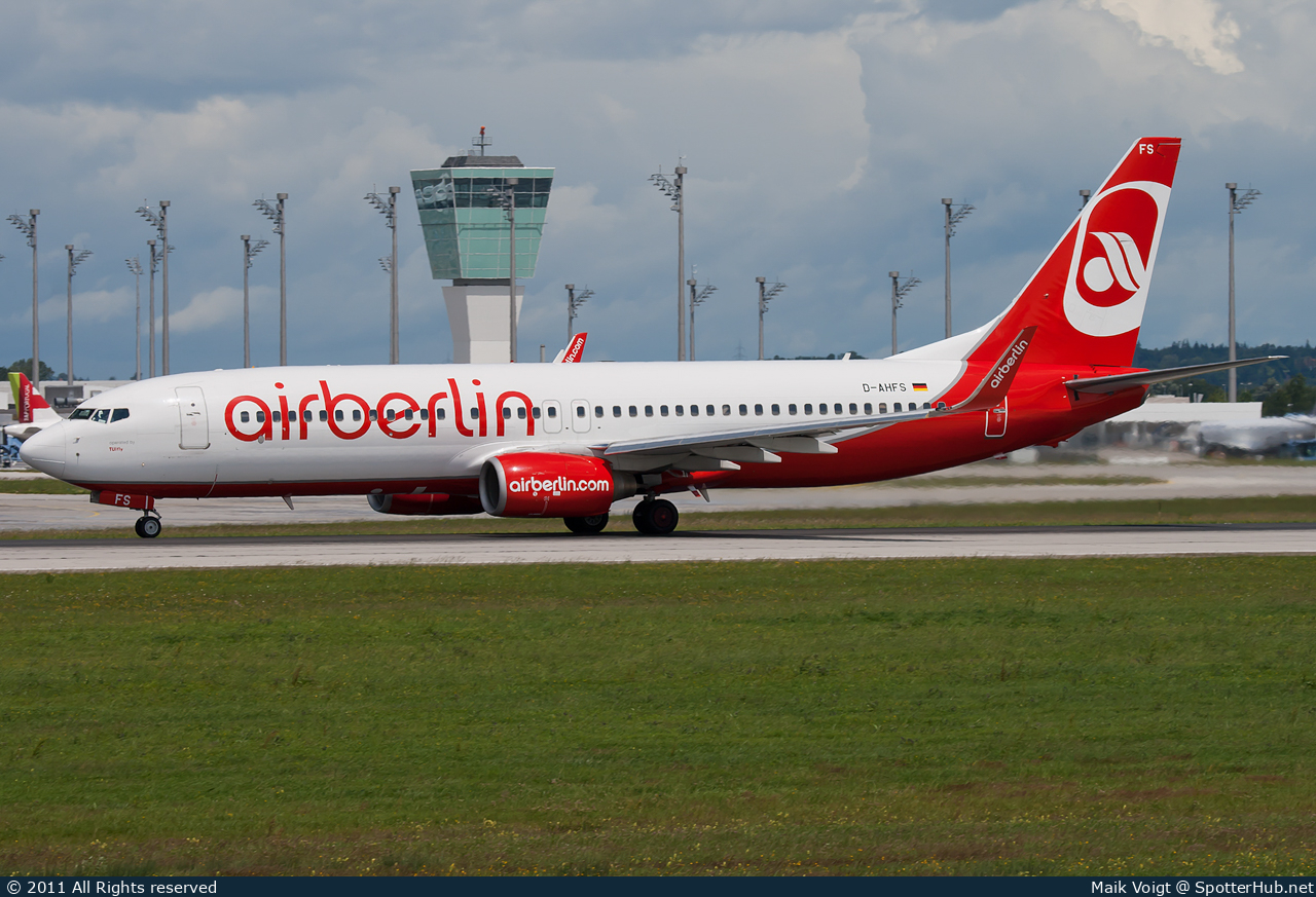 Photo of D-AHFS - Boeing 737-8K5 operated by Air Berlin (opb TUIfly)