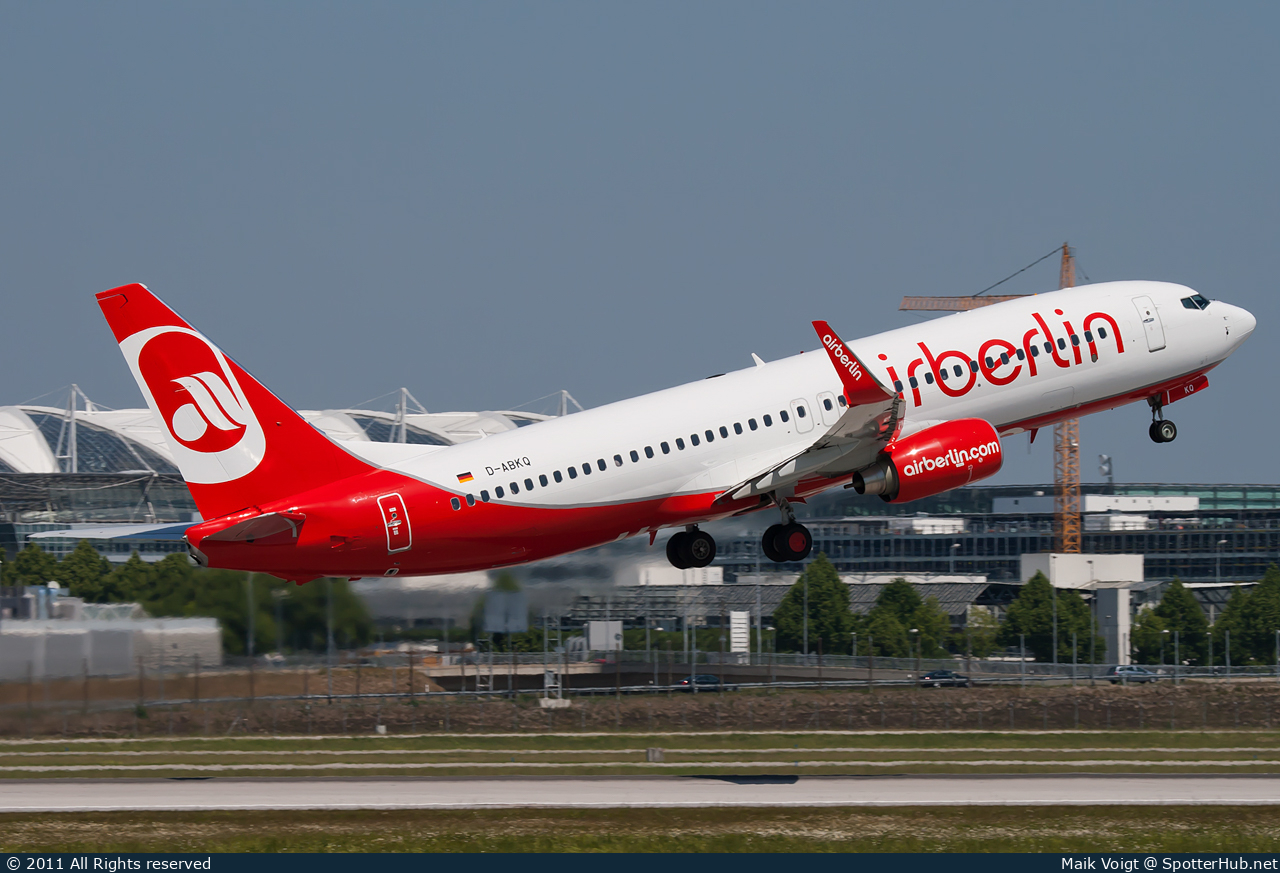 Photo of D-ABKQ - Boeing 737-86J operated by Air Berlin (opb TUIfly)