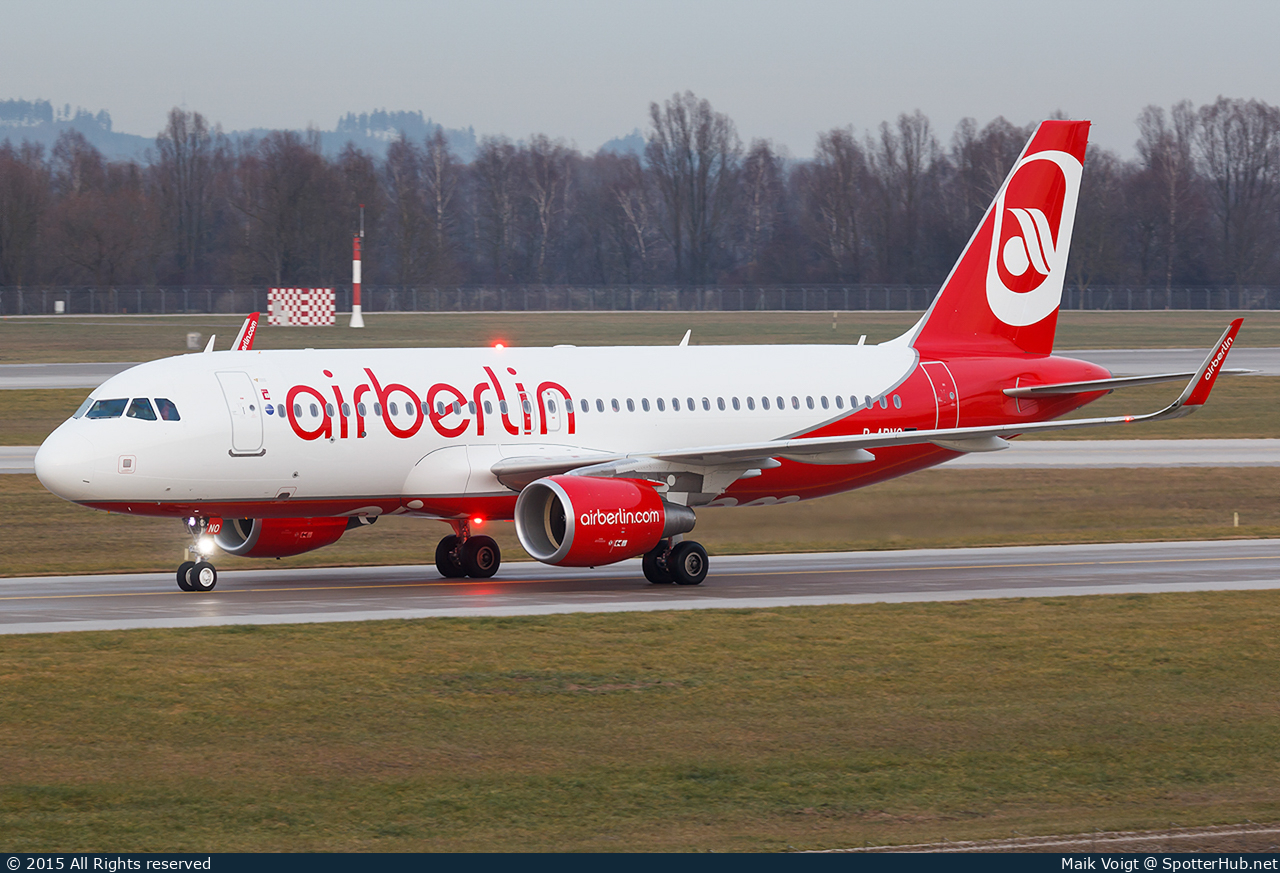 Photo of D-ABNO - Airbus A320-214 operated by Air Berlin