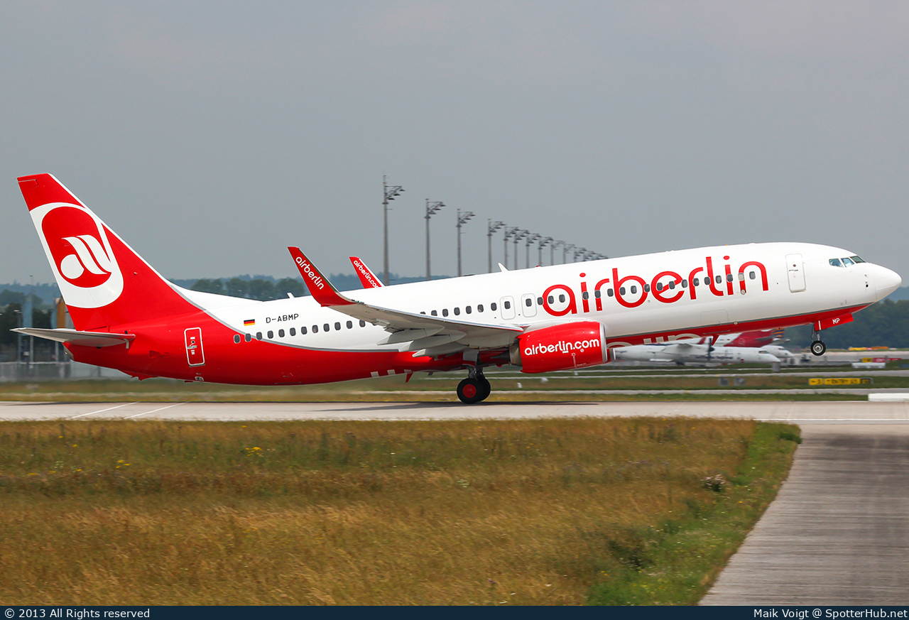 Photo of D-ABMP - Boeing 737-86J operated by Air Berlin