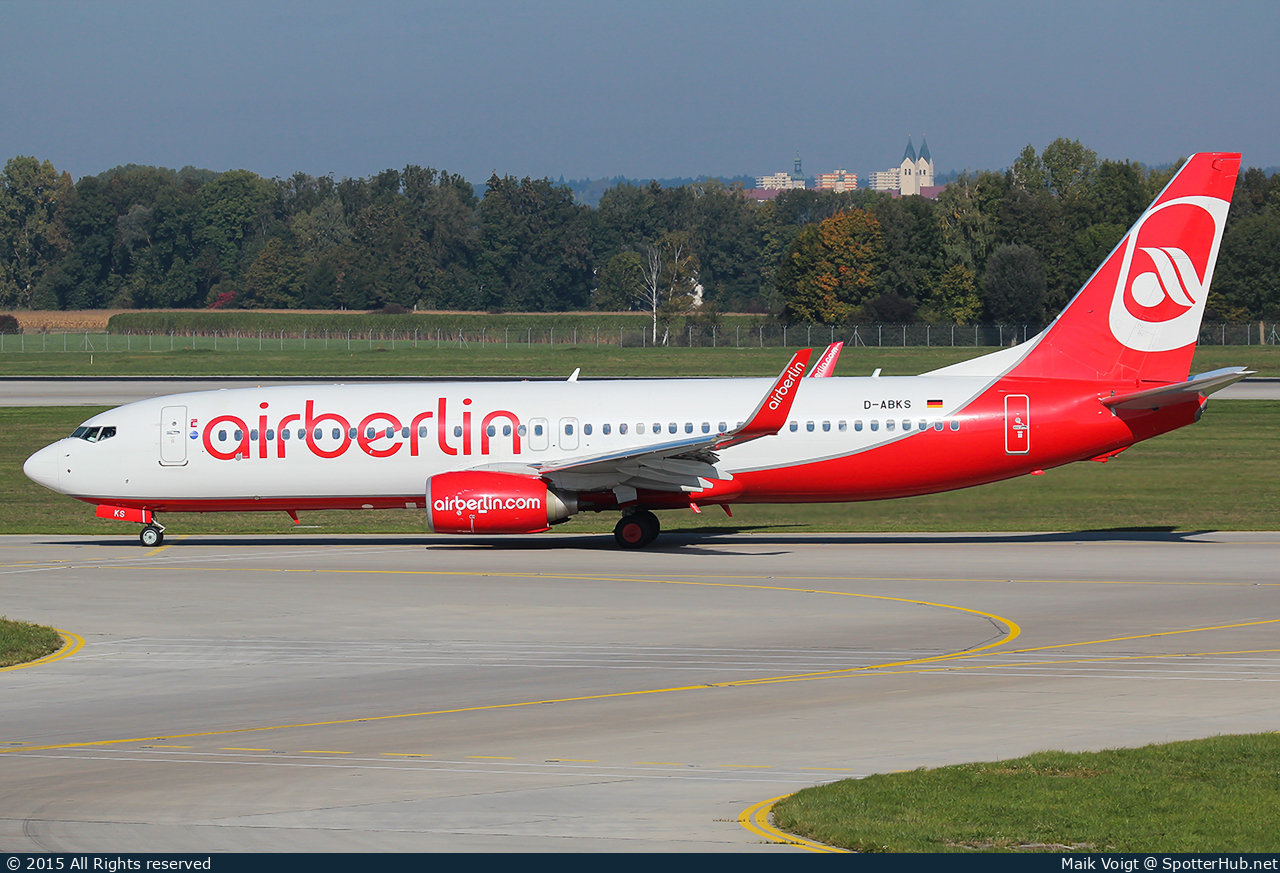 Photo of D-ABKS - Boeing 737-86J operated by Air Berlin