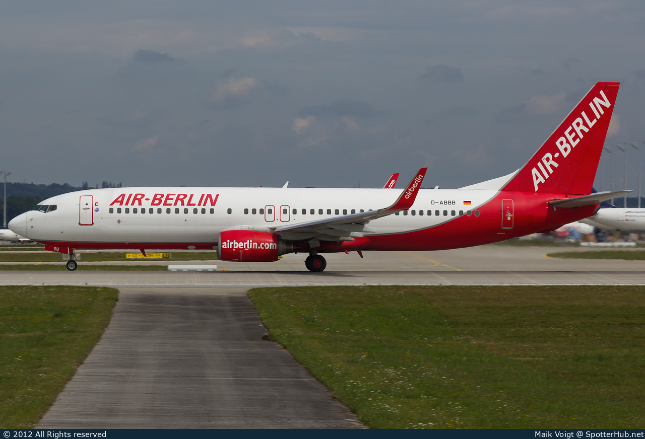 Photo of D-ABBB - Boeing 737-86J operated by Air Berlin