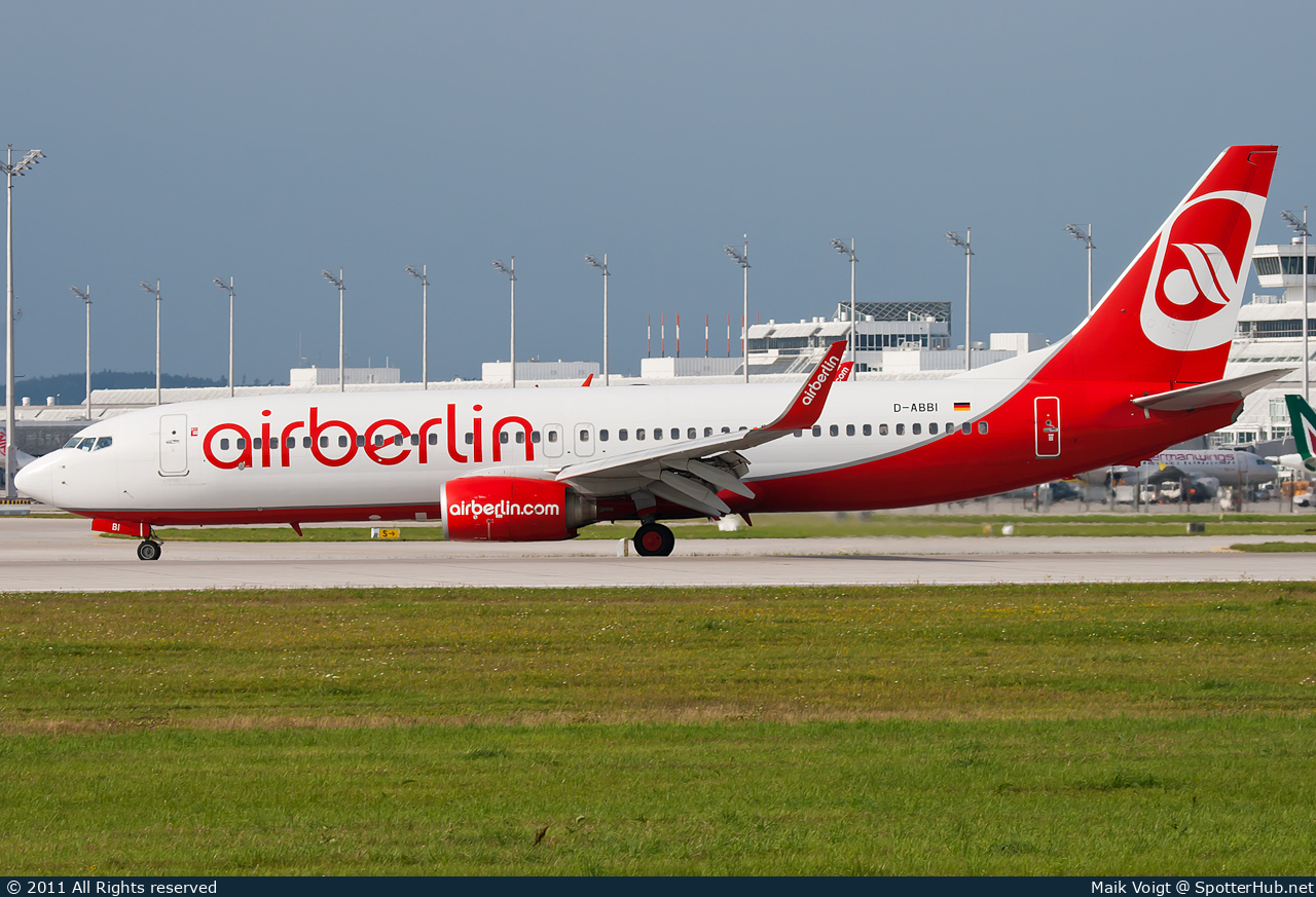 Photo of D-ABBI - Boeing 737-86J operated by Air Berlin