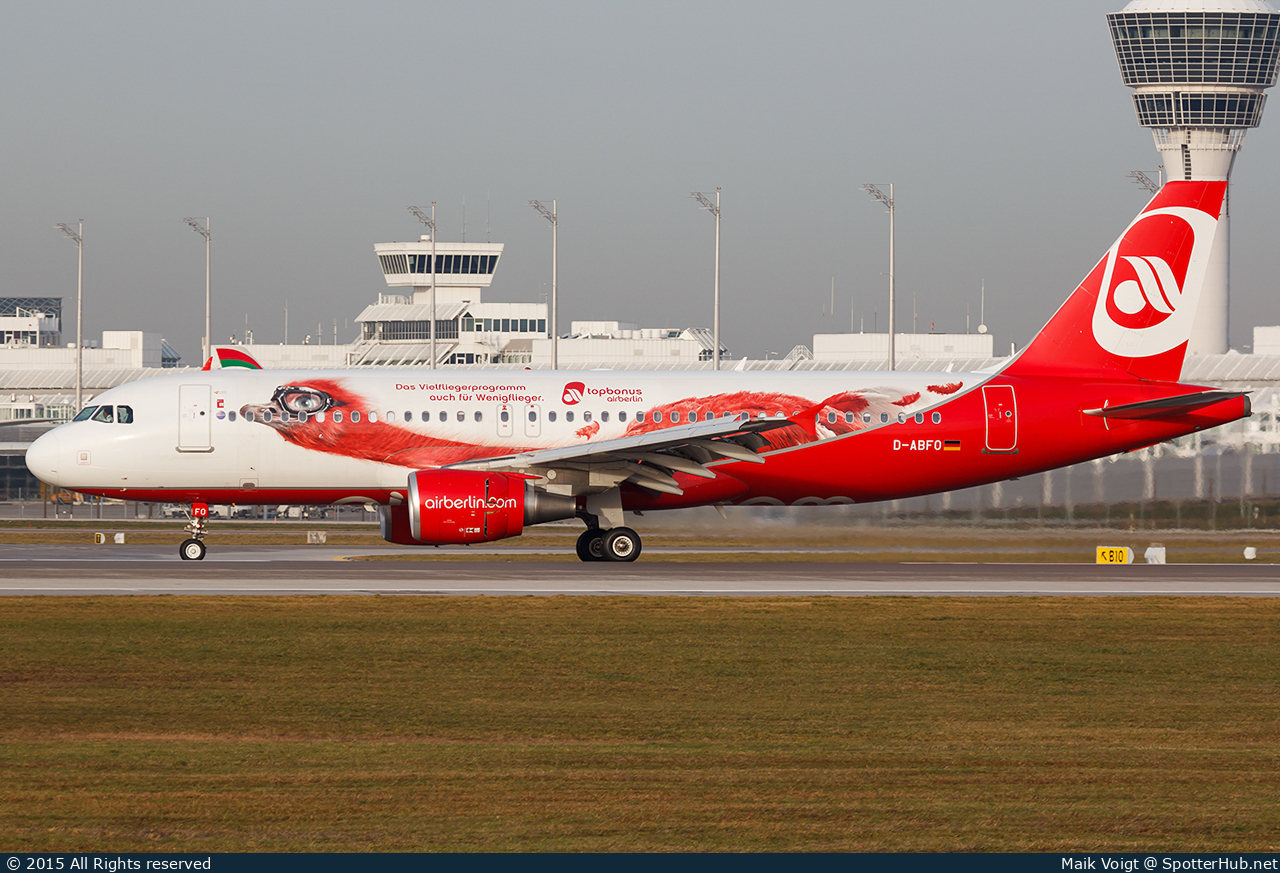 Photo of D-ABFO - Airbus A320-214 operated by Air Berlin