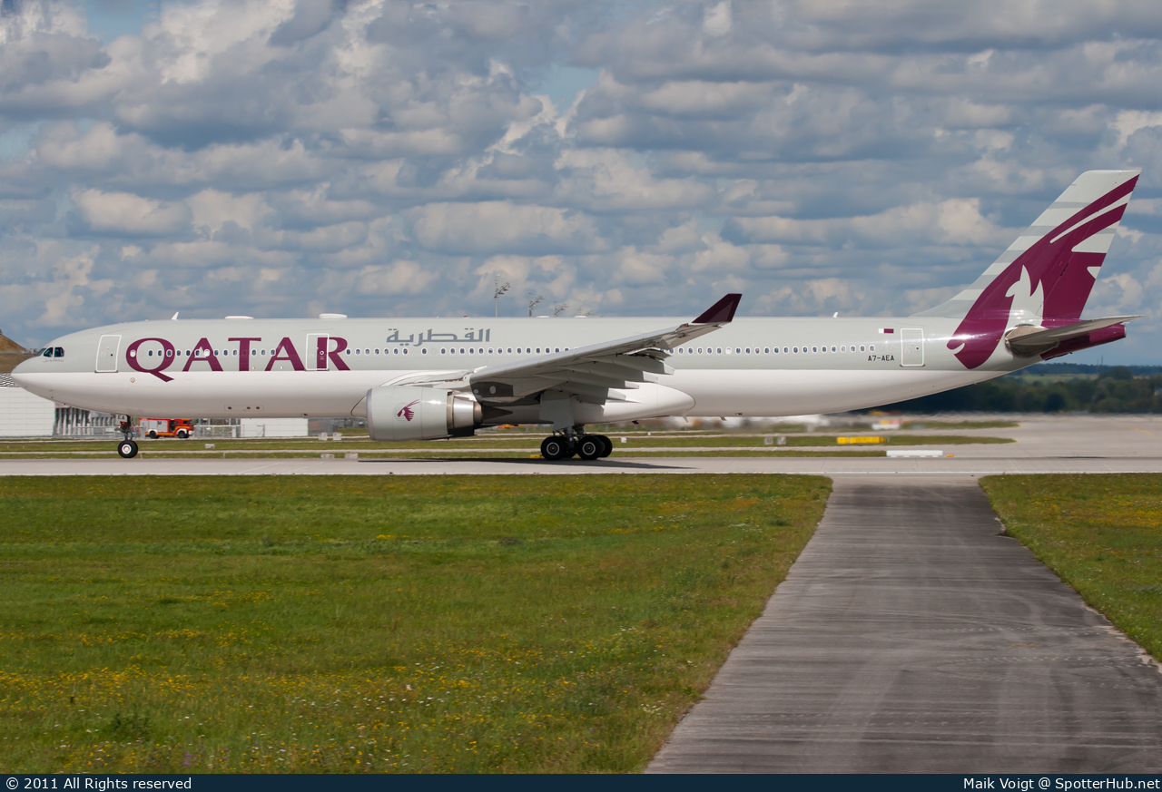 Photo of A7-AEA - Airbus A330-302 operated by Qatar Airways