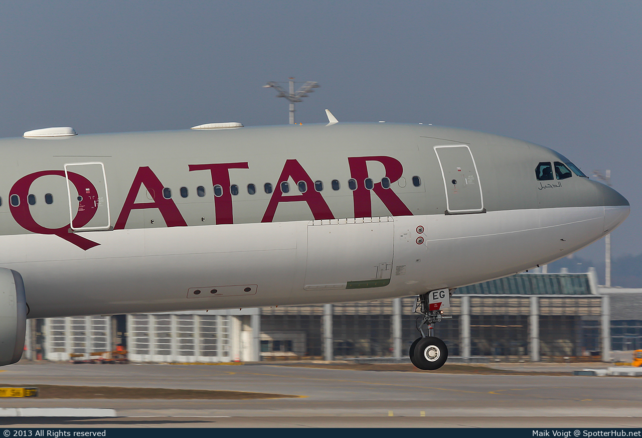 Photo of A7-AEG - Airbus A330-302 operated by Qatar Airways