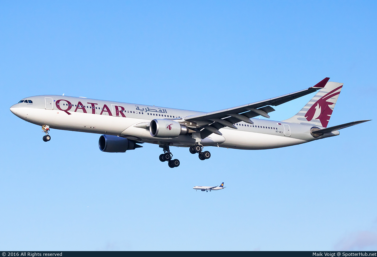 Photo of A7-AEJ - Airbus A330-302 operated by Qatar Airways