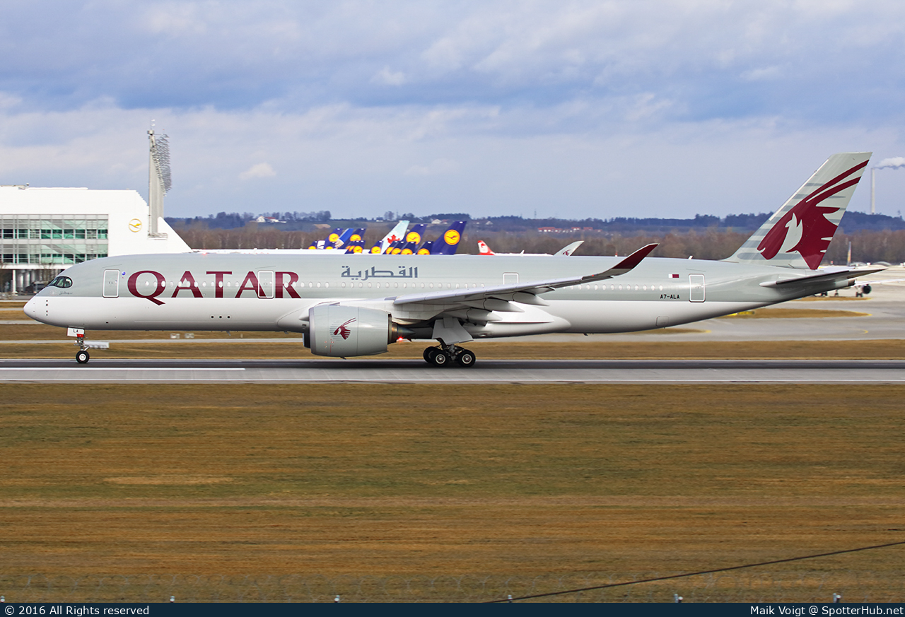 Photo of A7-ALA - Airbus A350-941 operated by Qatar Airways