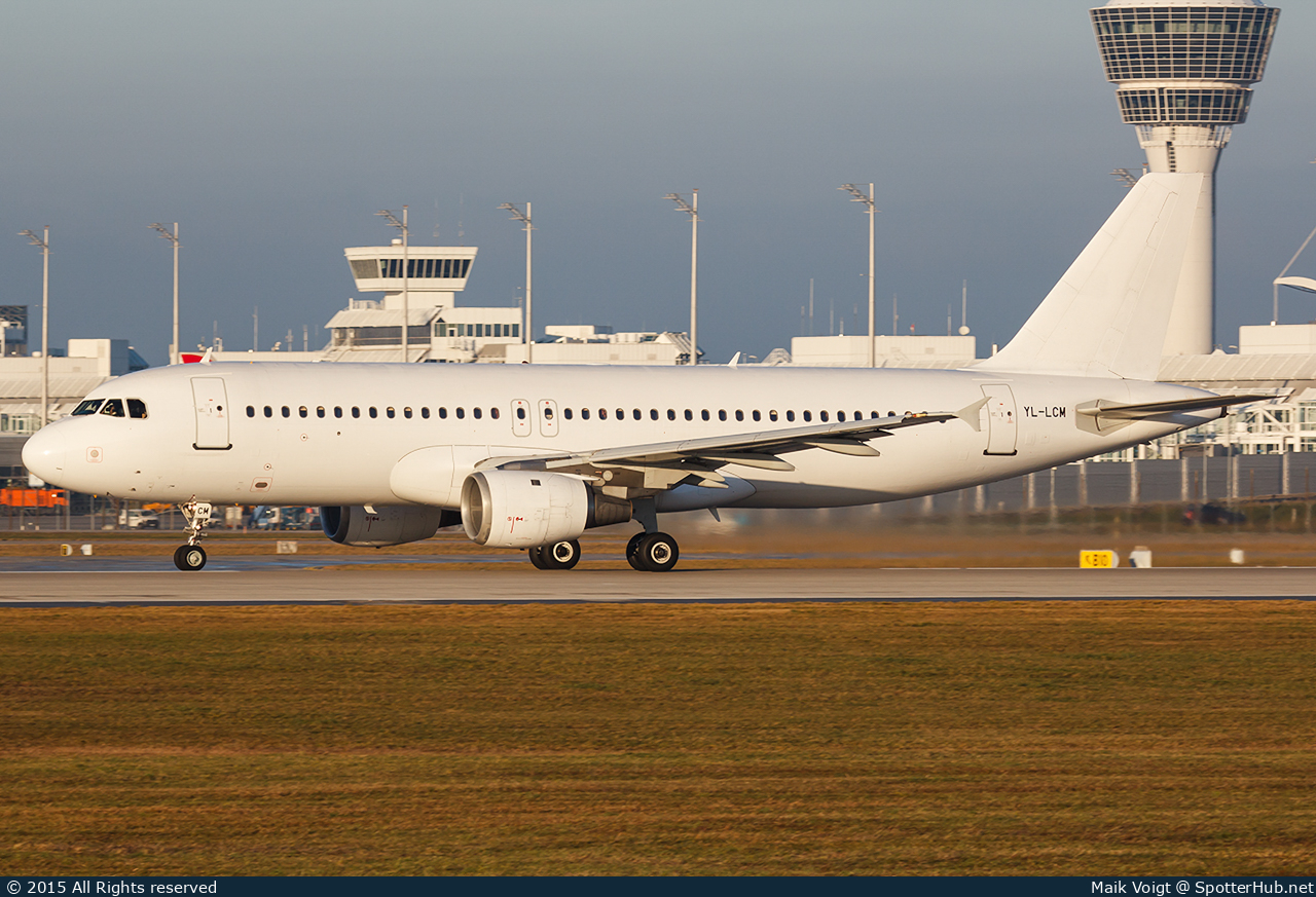 Photo of YL-LCM - Airbus A320-211 operated by SmartLynx Airlines
