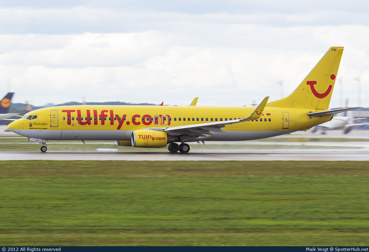 Photo of D-AHFH - Boeing 737-8K5 operated by TUIfly