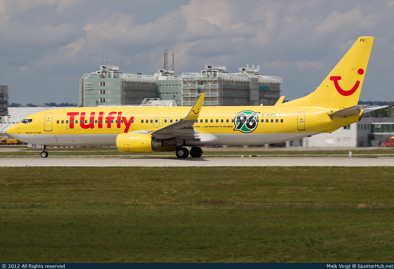 Photo of D-AHFK - Boeing 737-8K5 operated by TUIfly