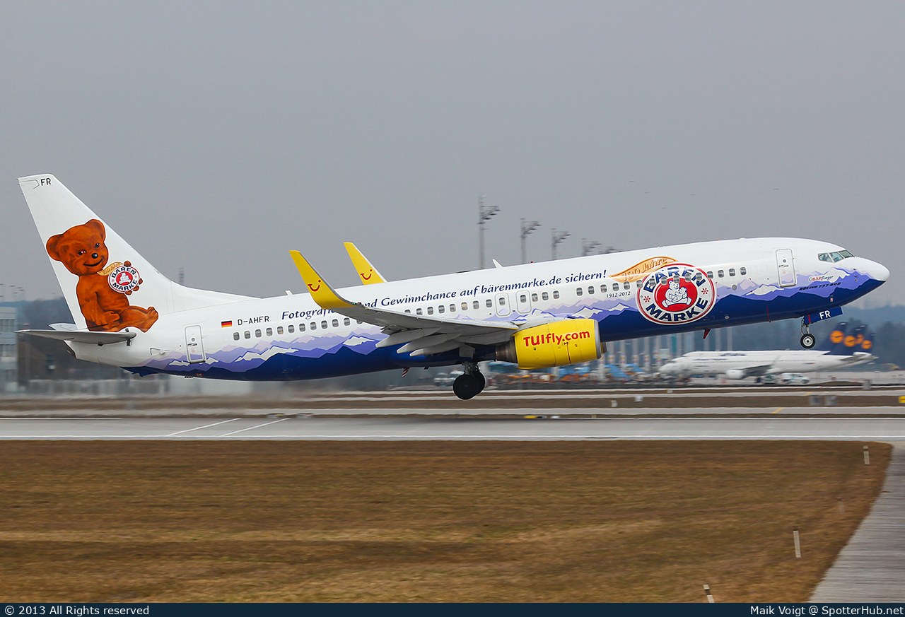 Photo of D-AHFR - Boeing 737-8K5 operated by TUIfly