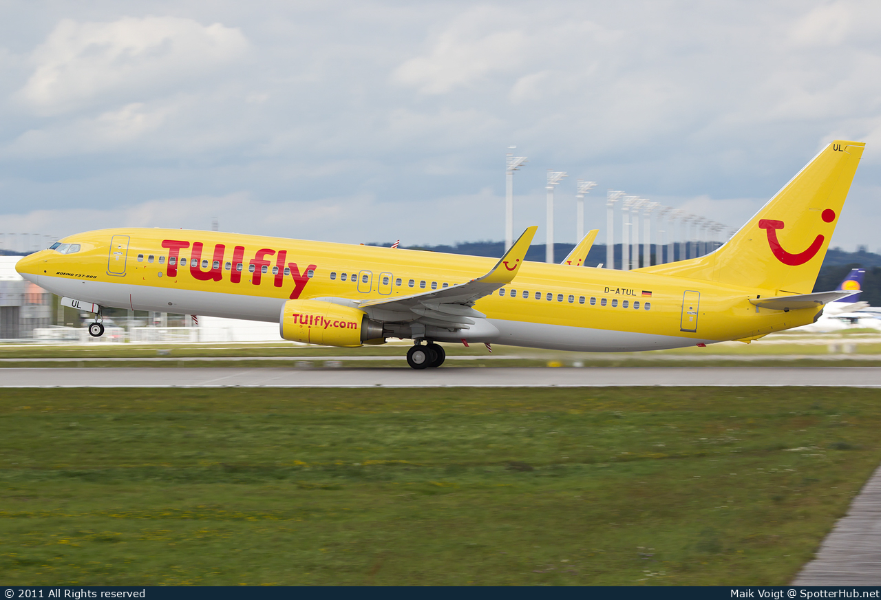 Photo of D-ATUL - Boeing 737-8K5 operated by TUIfly