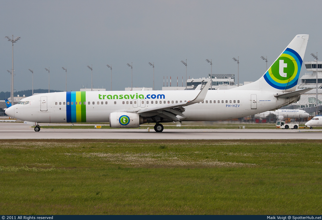 Photo of PH-HZV - Boeing 737-8K2 operated by Transavia