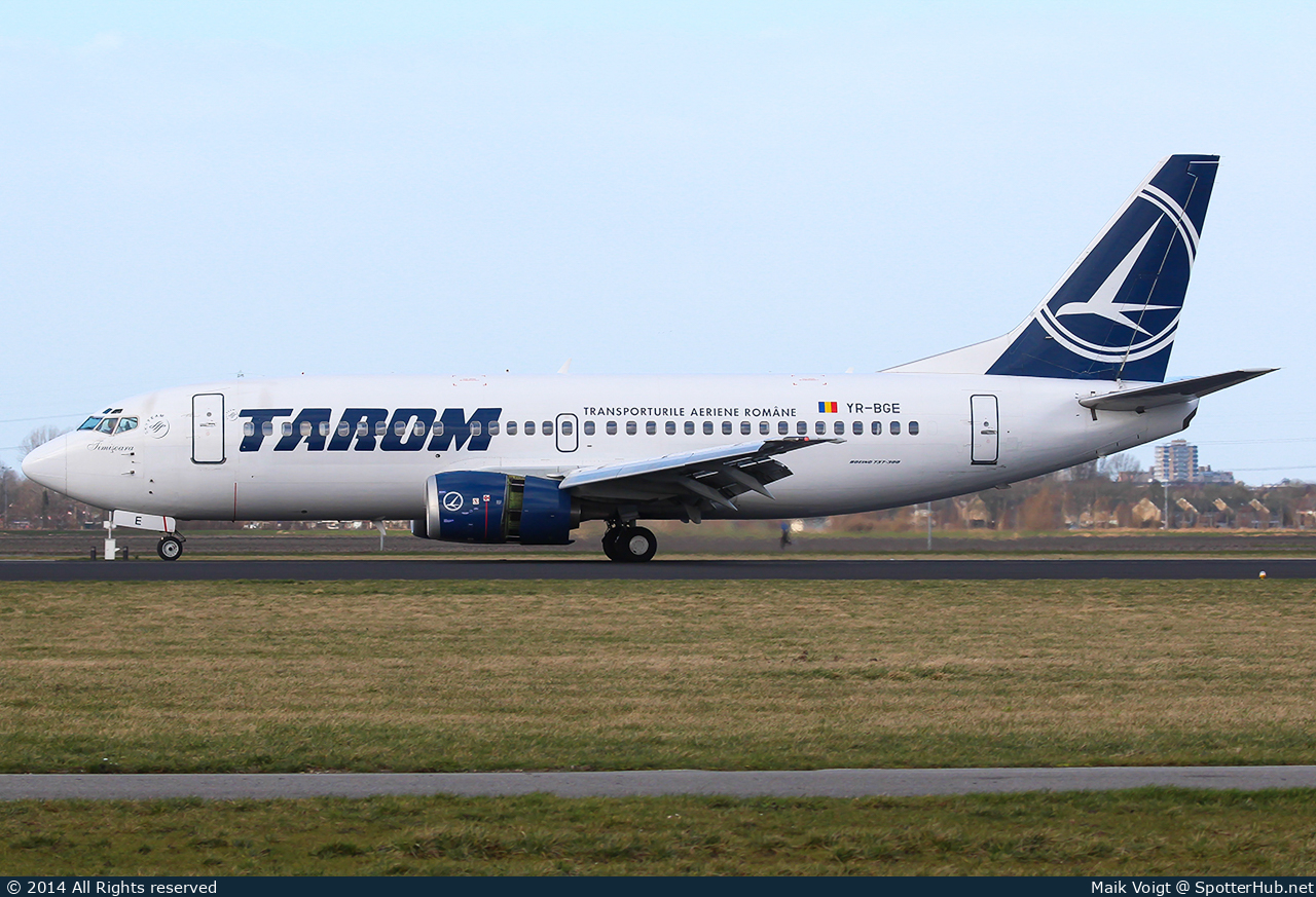 Photo of YR-BGE - Boeing 737-38J operated by Tarom - Romanian Air Transport
