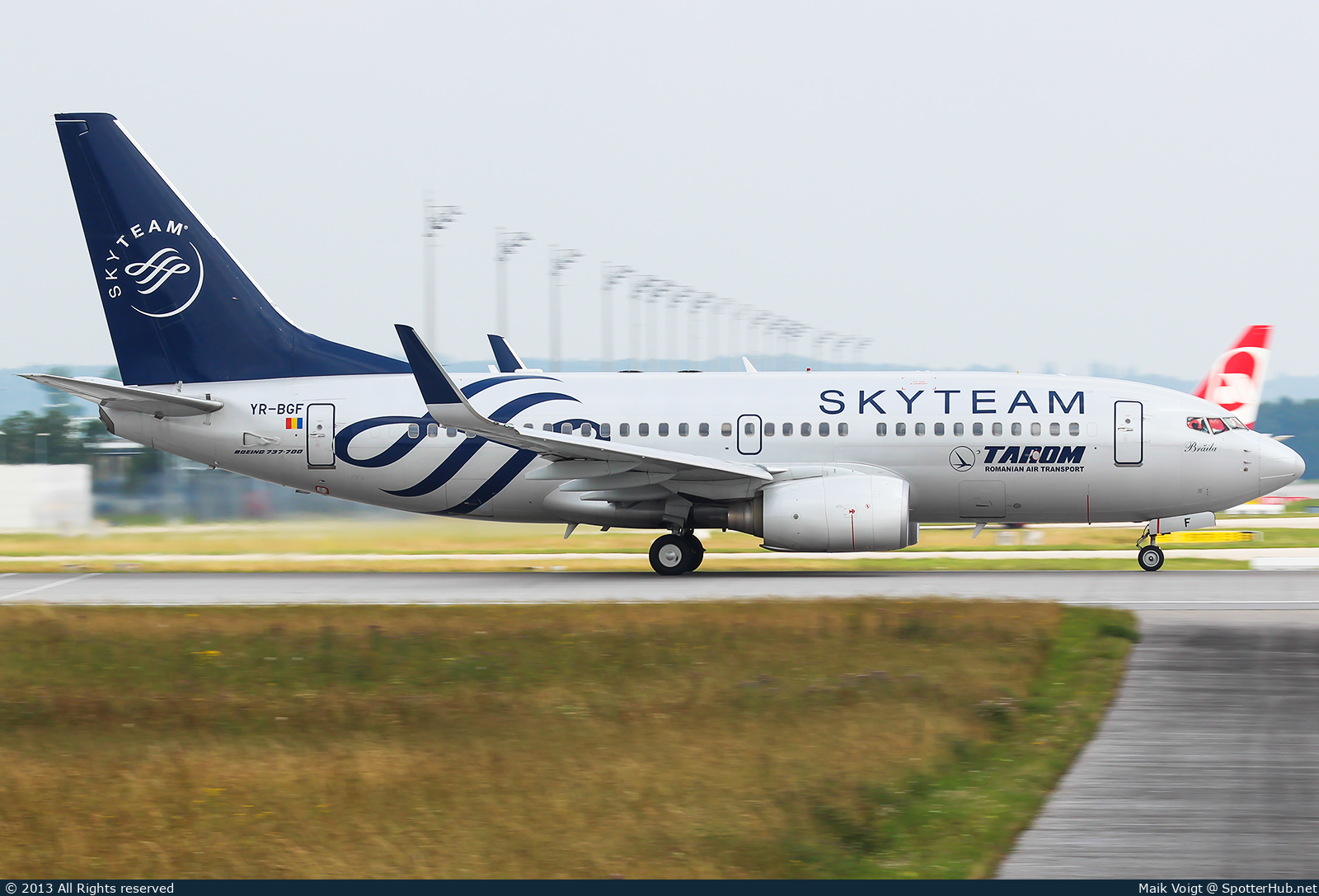 Photo of YR-BGF - Boeing 737-78J operated by Tarom - Romanian Air Transport
