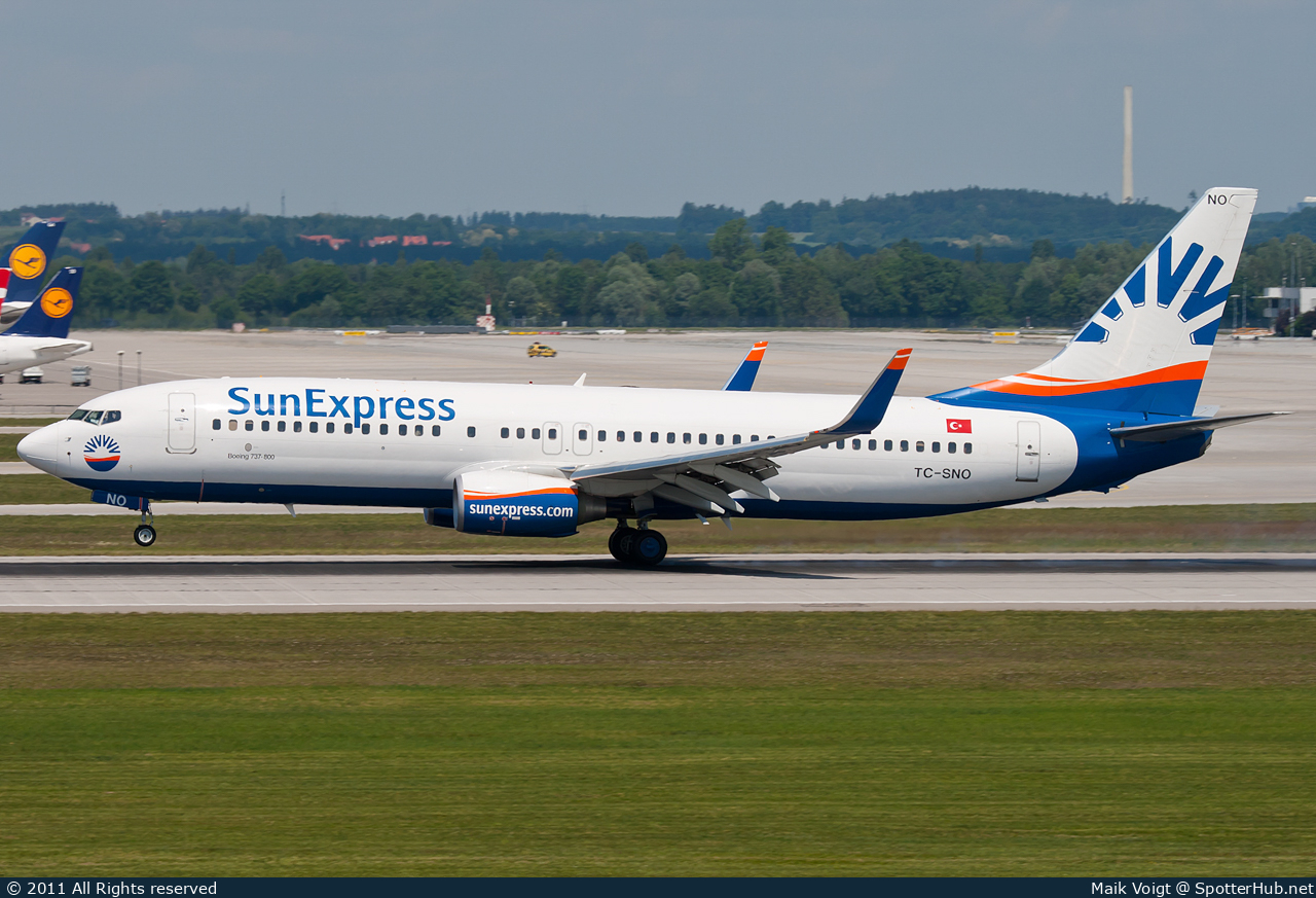 Photo of TC-SNO - Boeing 737-8HC operated by SunExpress