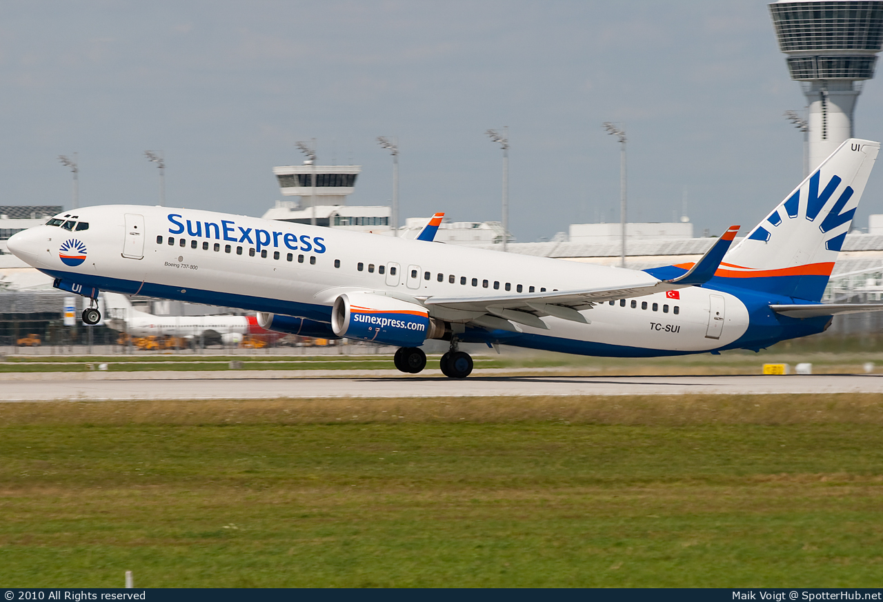 Photo of TC-SUI - Boeing 737-8CX operated by SunExpress