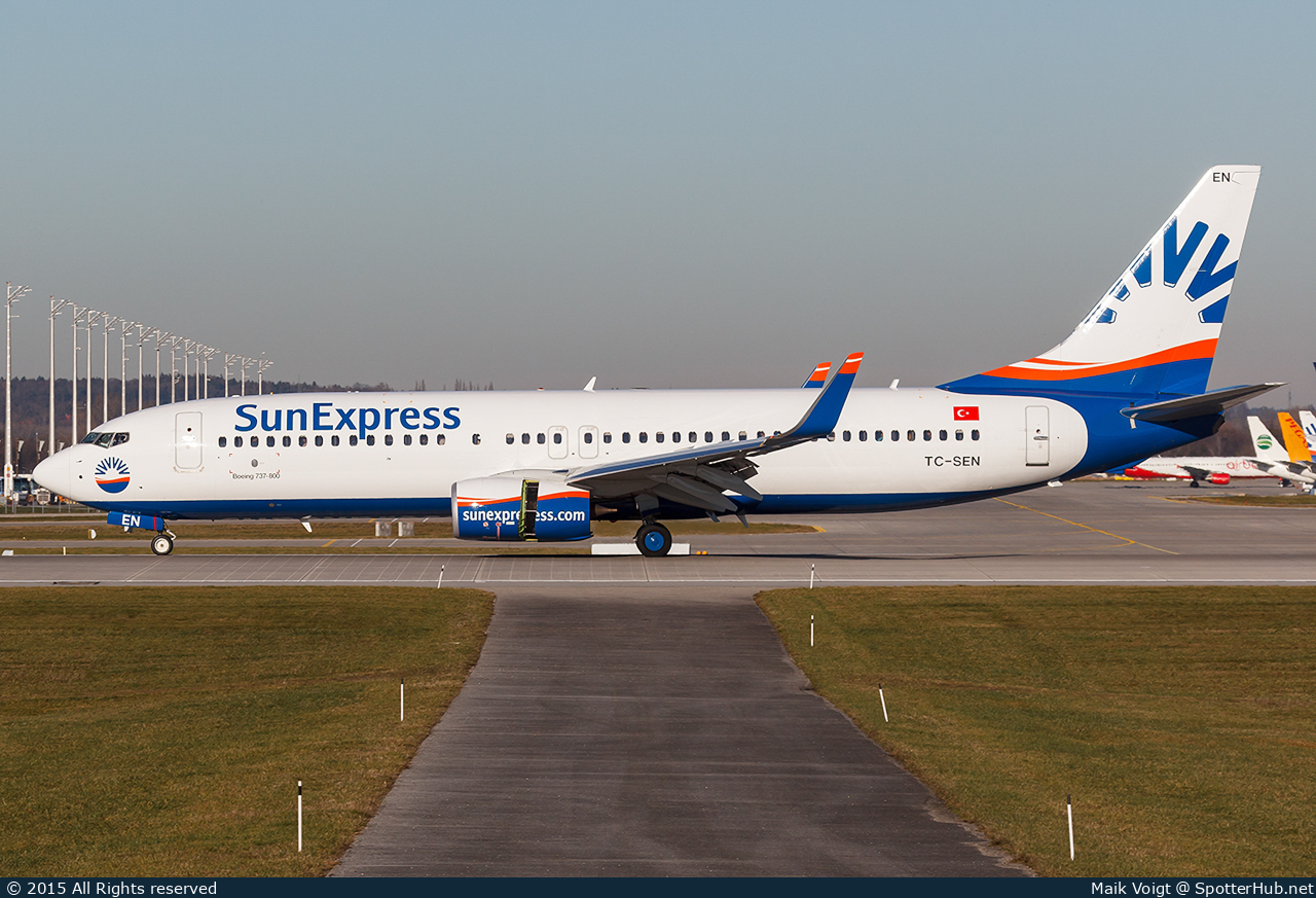 Photo of TC-SEN - Boeing 737-8HC operated by SunExpress
