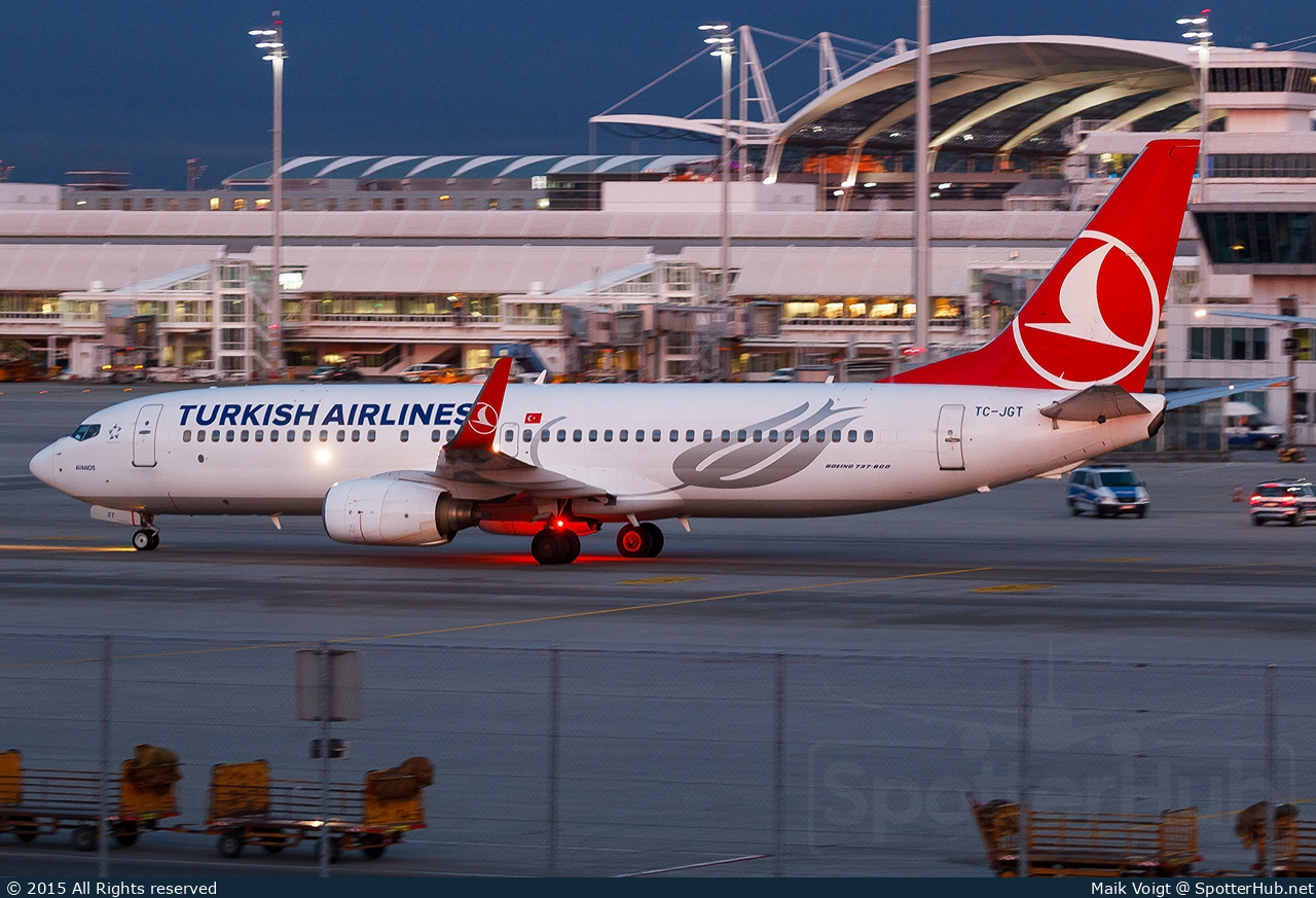 Photo of TC-JGT - Boeing 737-8F2 operated by Turkish Airlines