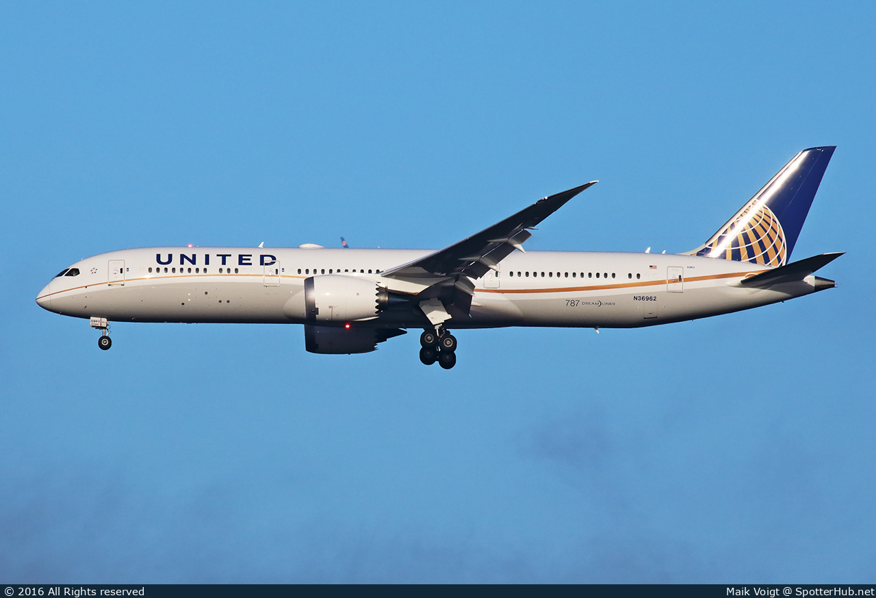Photo of N36962 - Boeing 787-9 Dreamliner operated by United Airlines