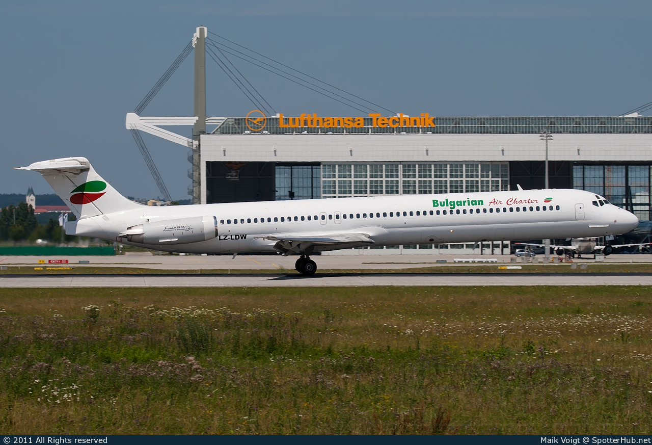 Photo of LZ-LDW - McDonnell Douglas MD-82 operated by Bulgarian Air Charter