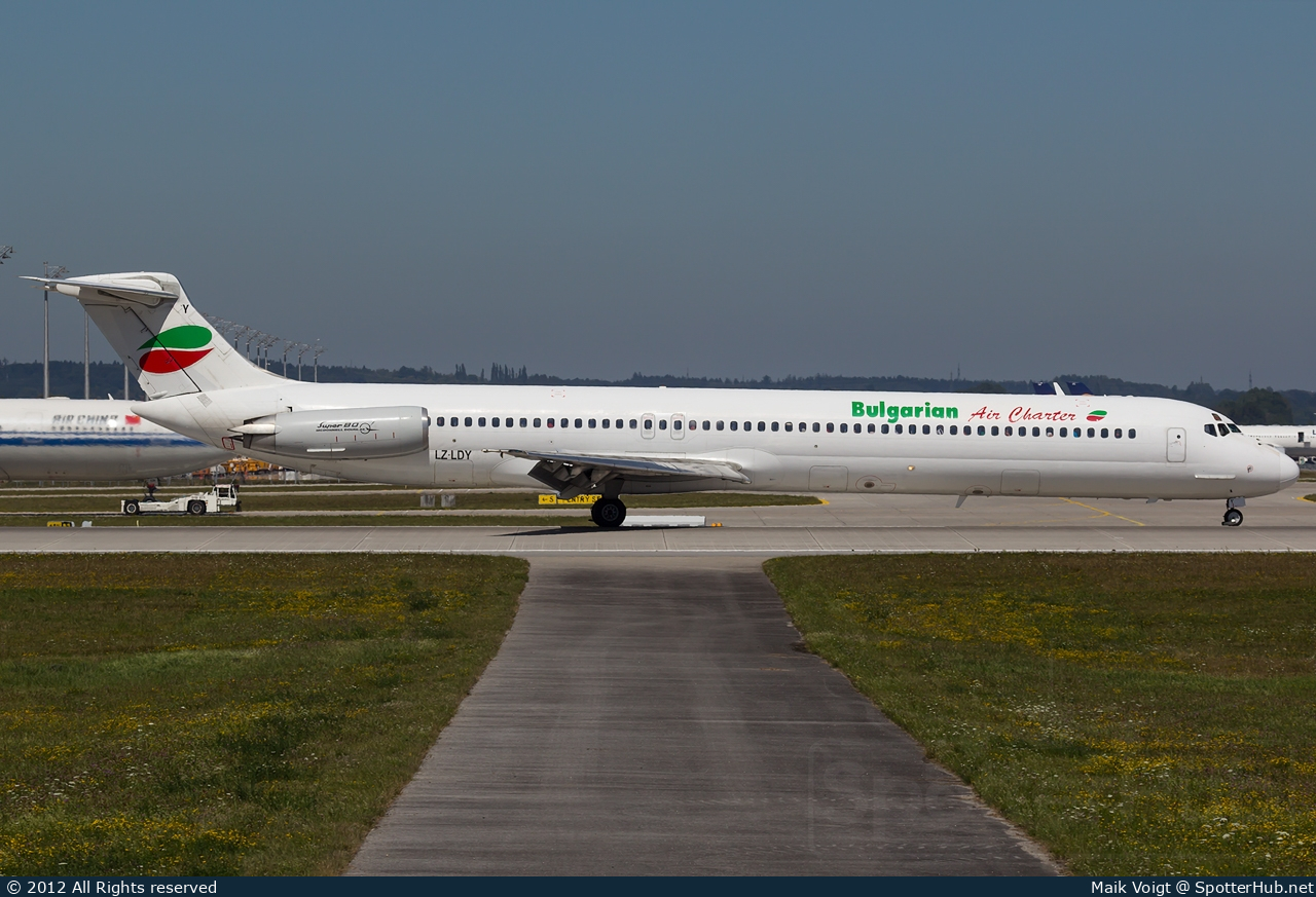 Photo of LZ-LDY - McDonnell Douglas MD-82 operated by Bulgarian Air Charter