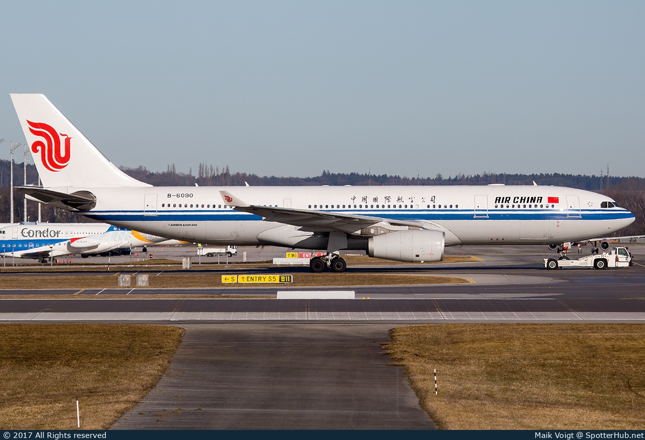 Photo of B-6090 - Airbus A330-243 operated by Air China