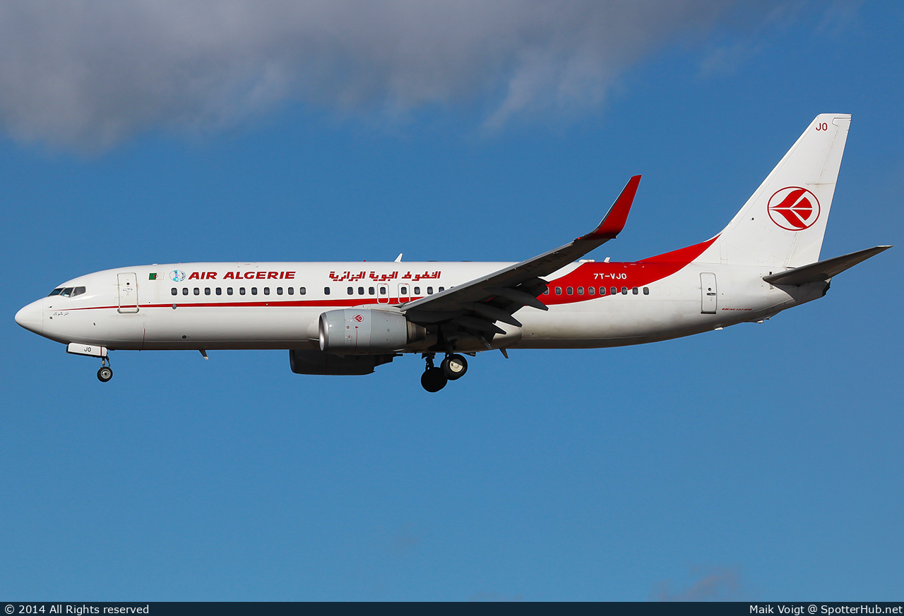 Photo of 7T-VJO - Boeing 737-8D6 operated by Air Algérie