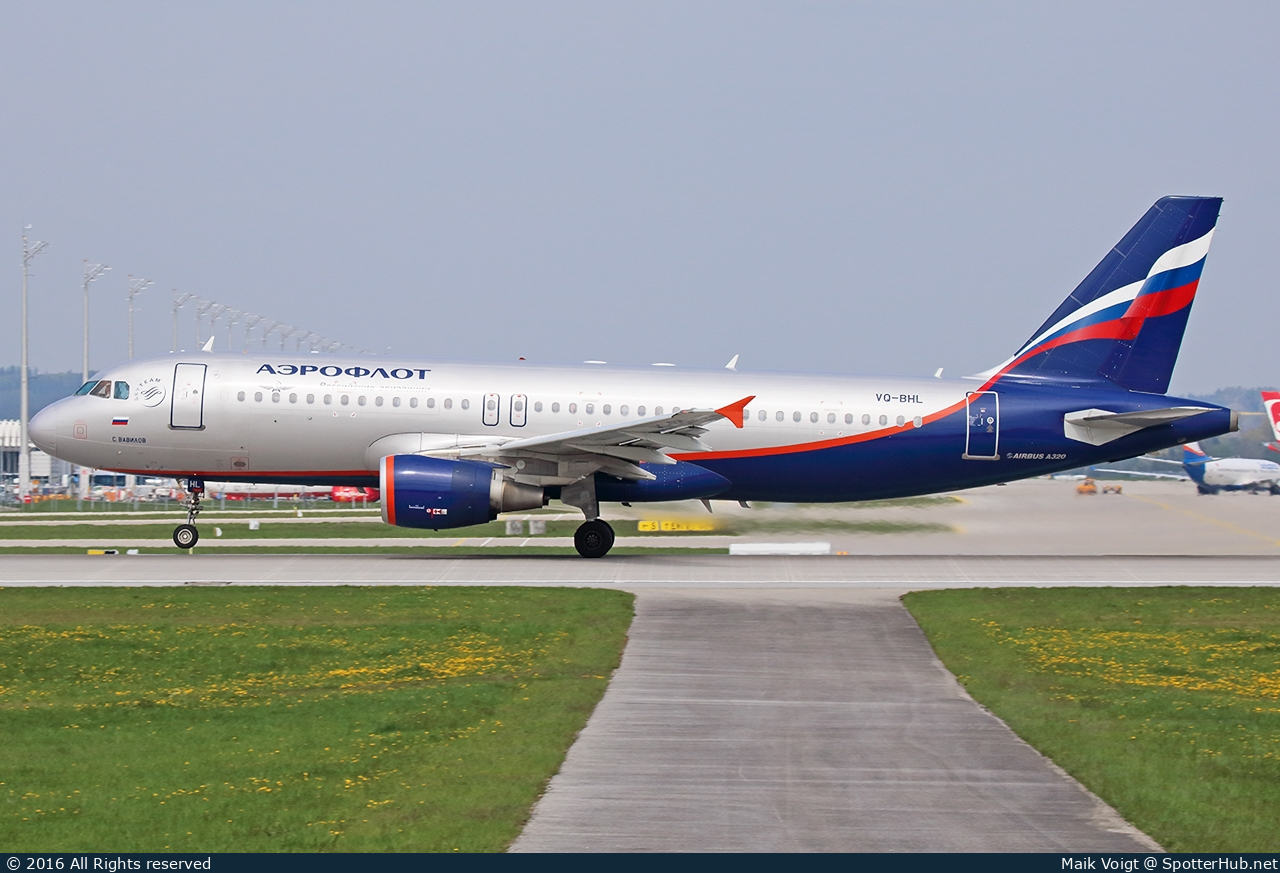 Photo of VQ-BHL - Airbus A320-214 operated by Aeroflot
