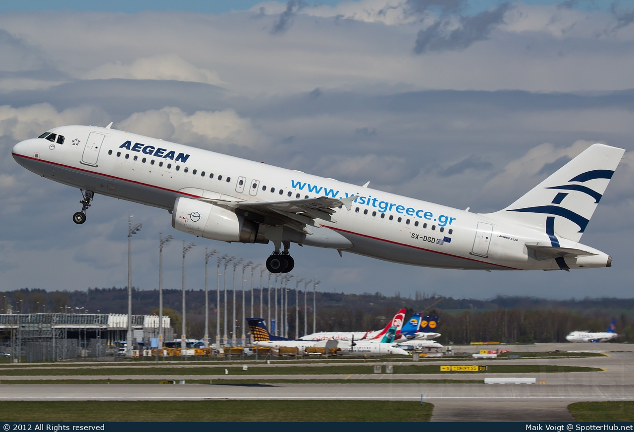 Photo of SX-DGD - Airbus A320-232 operated by Aegean Airlines