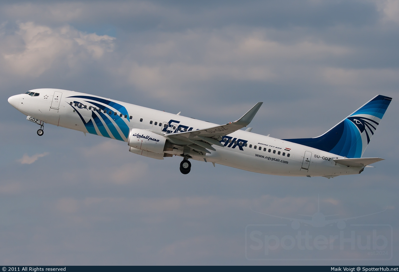 Photo of SU-GDZ - Boeing 737-866 operated by Egyptair