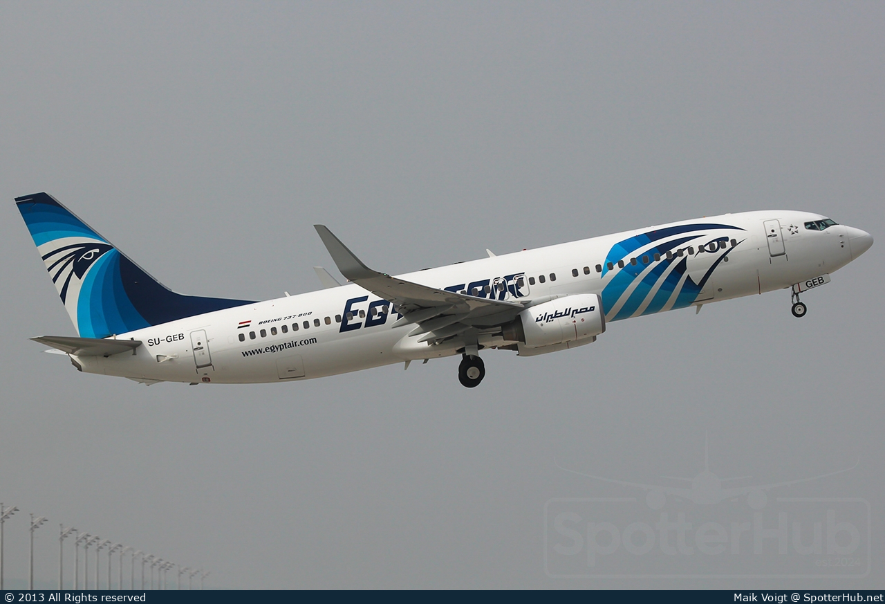 Photo of SU-GEB - Boeing 737-866 operated by Egyptair