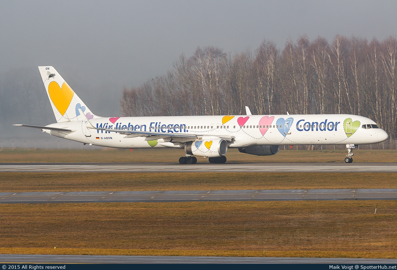 Photo of D-ABON - Boeing 757-330 operated by Condor