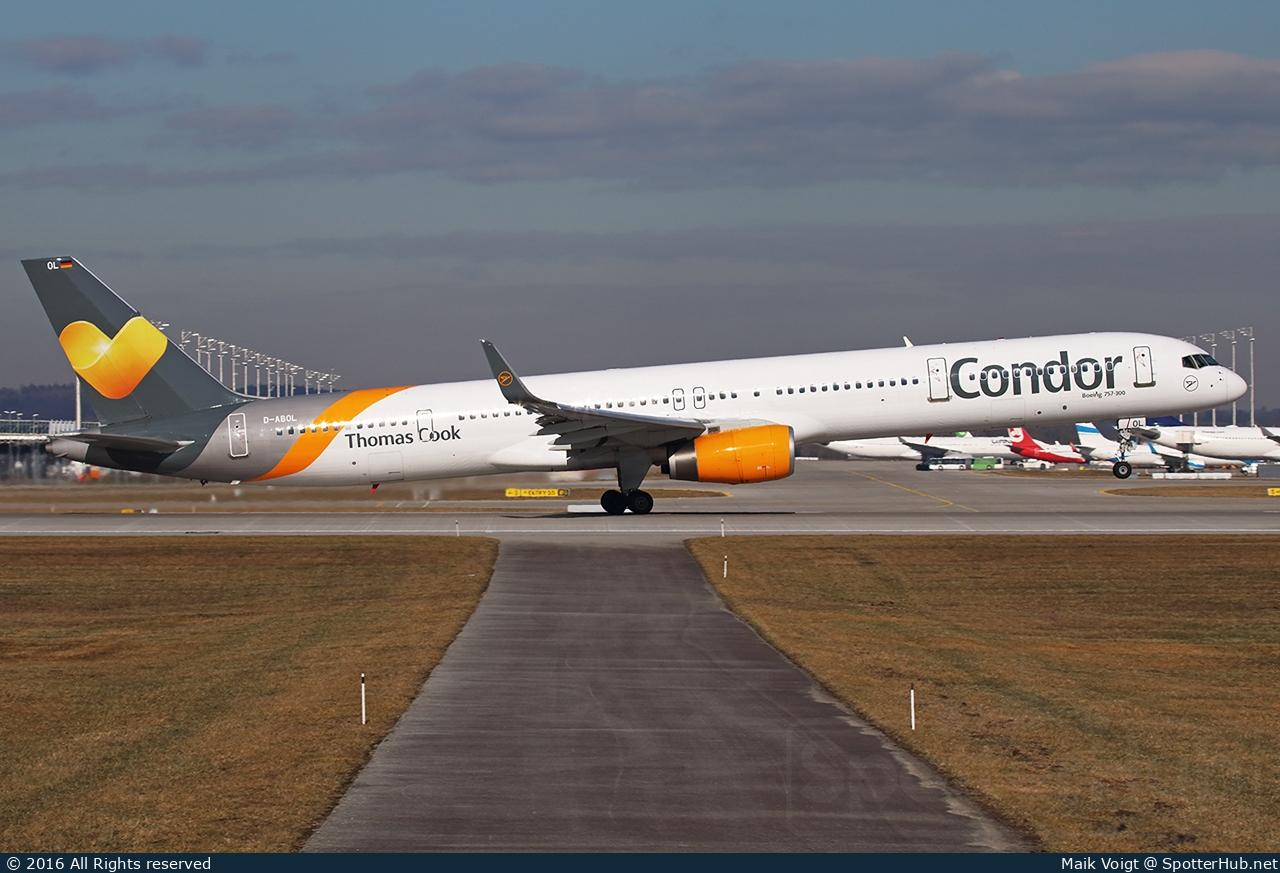 Photo of D-ABOL - Boeing 757-330 operated by Condor