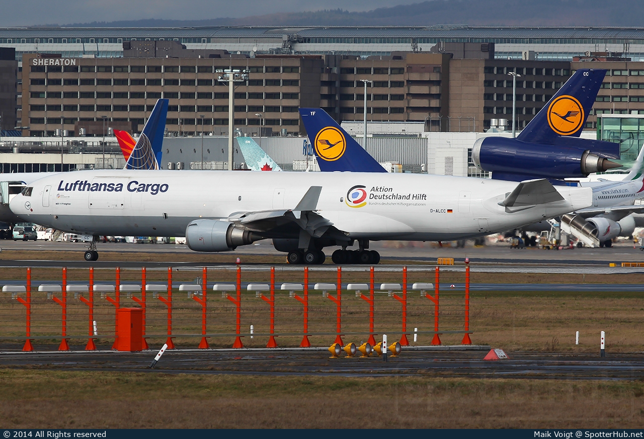 Photo of D-ALCC - McDonnell Douglas MD-11(F) operated by Lufthansa Cargo