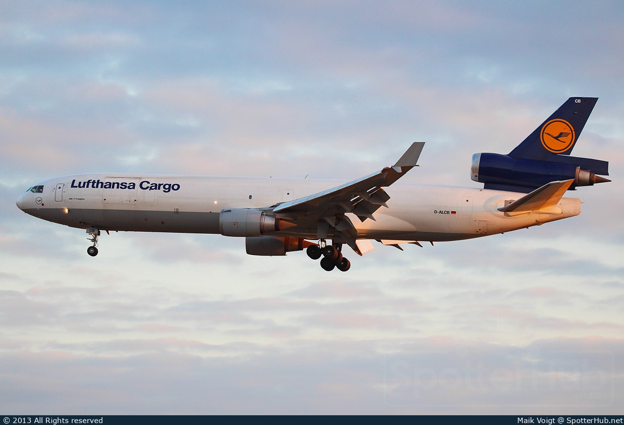 Photo of D-ALCB - McDonnell Douglas MD-11(F) operated by Lufthansa Cargo