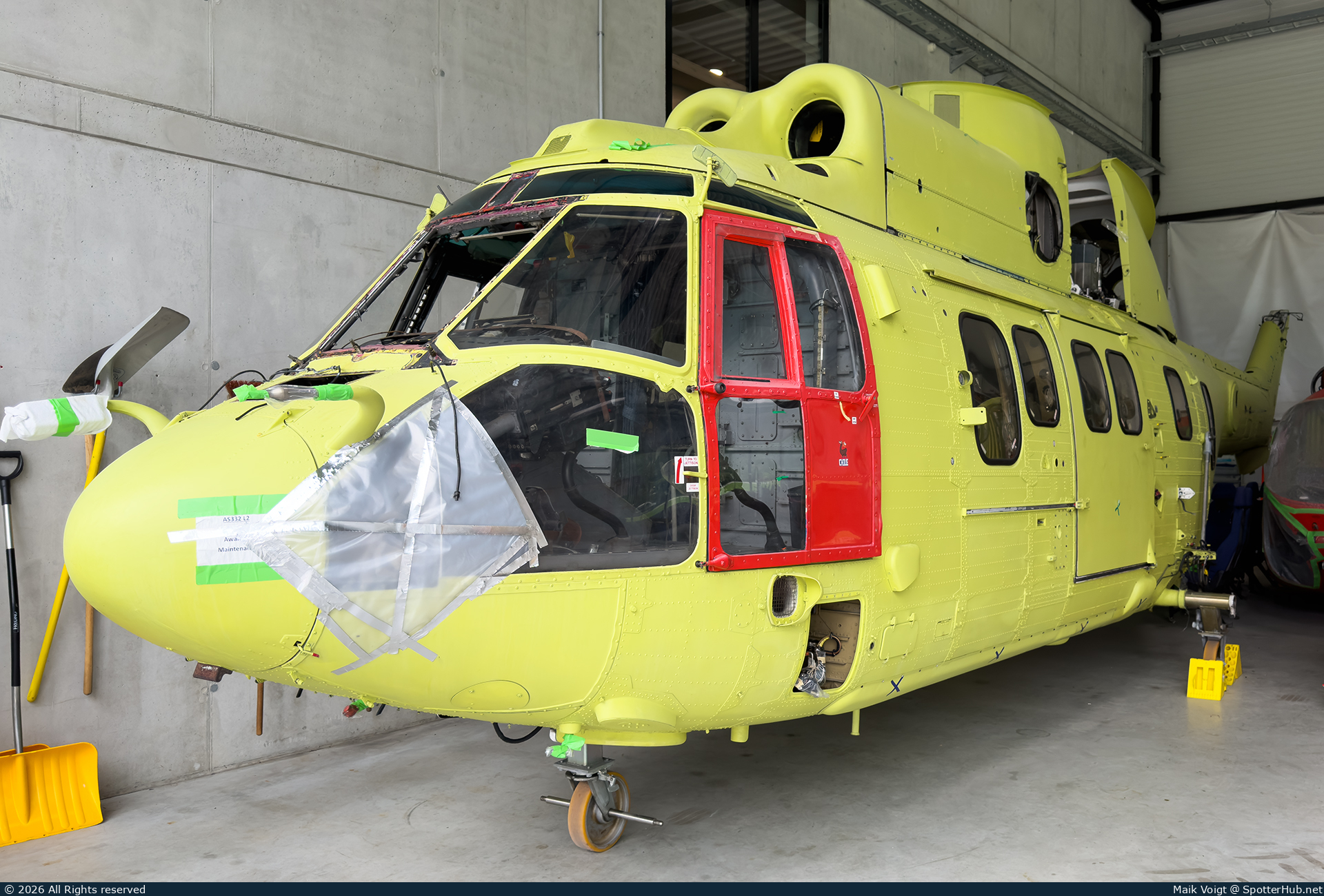 Photo of 5N-BNU - Aérospatiale AS332L2 Super Puma operated by Bristow Helicopters Nigeria