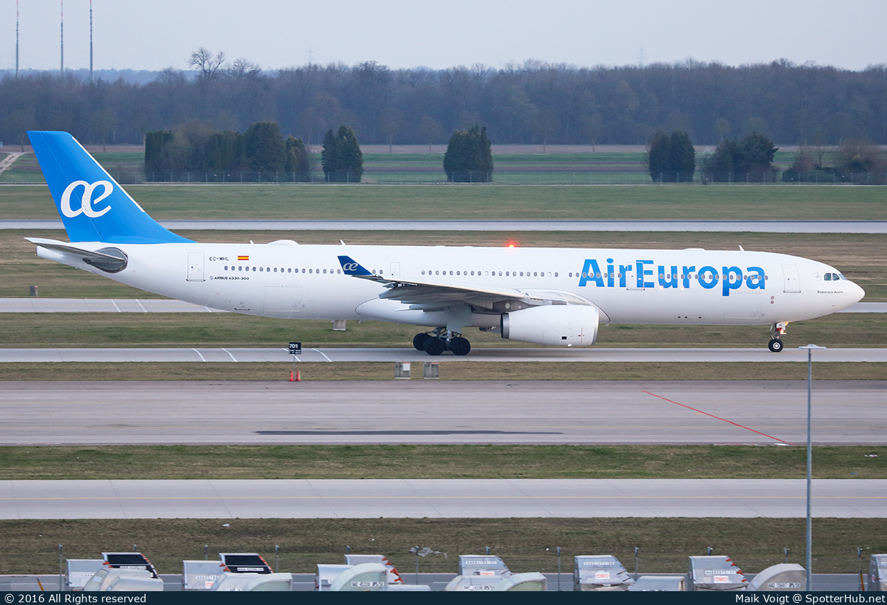 Photo of EC-MHL - Airbus A330-343 operated by Air Europa