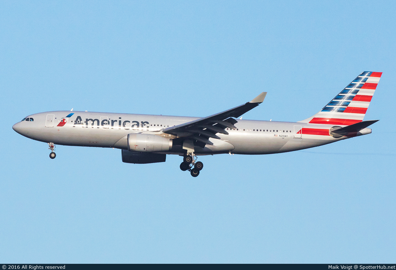 Photo of N291AY - Airbus A330-243 operated by American Airlines