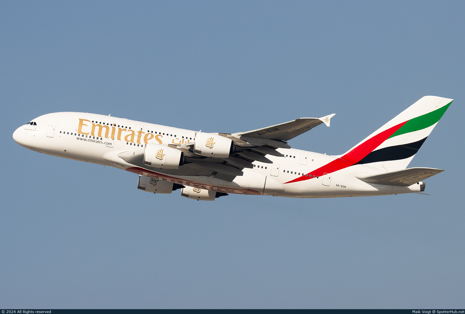 Photo of A6-EUN - Airbus A380-842 operated by Emirates