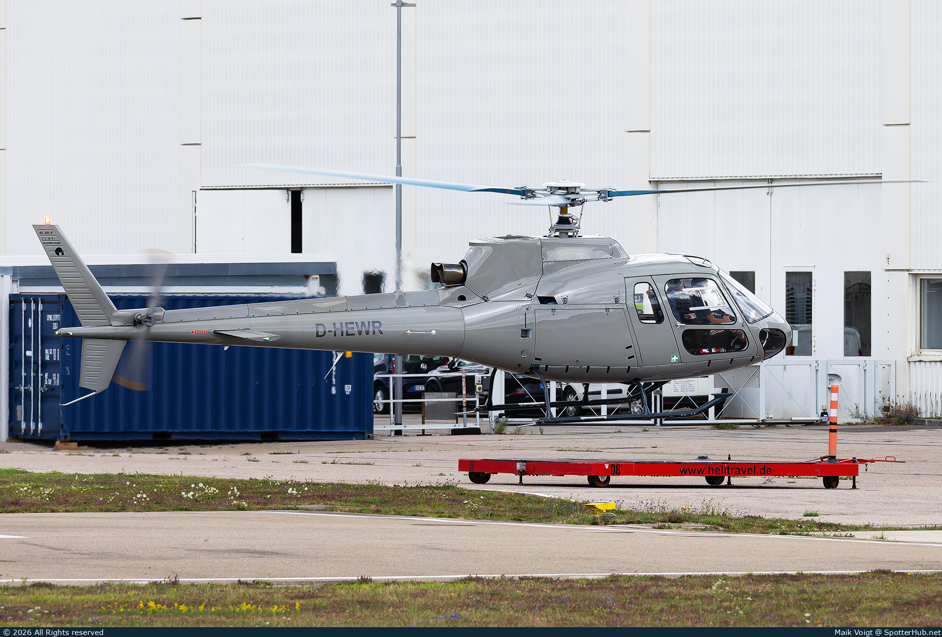 Photo of D-HEWR - Aérospatiale AS350B Écureuil operated by HTM Helicopter Travel Munich