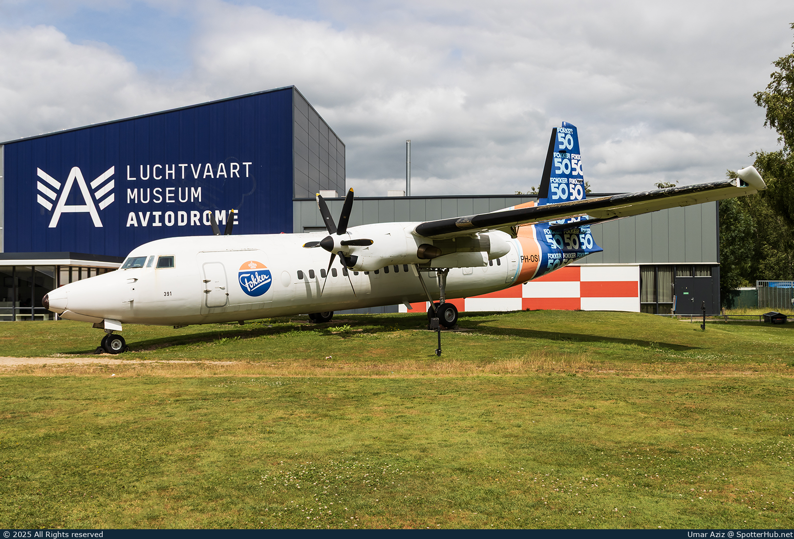 Photo of PH-OSI - Fokker 50