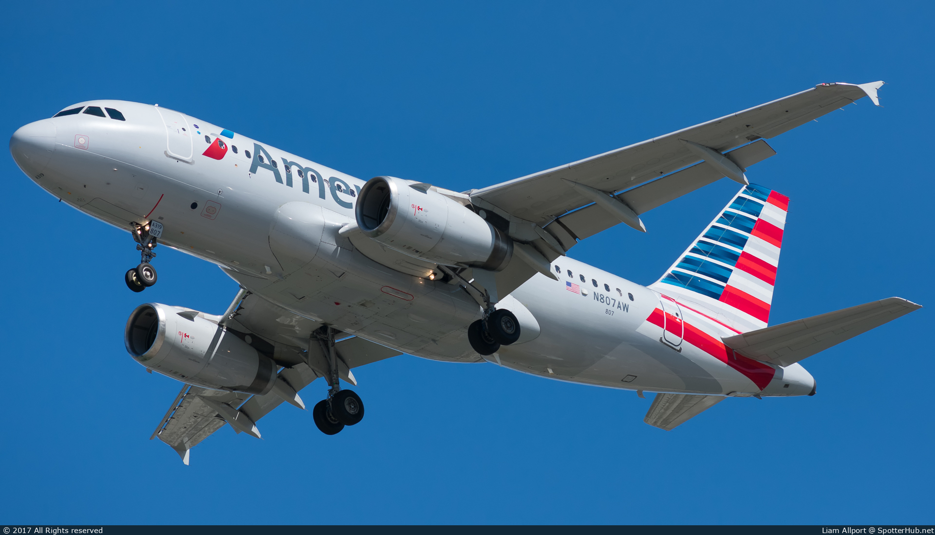 Photo of N807AW - Airbus A319-132 operated by American Airlines