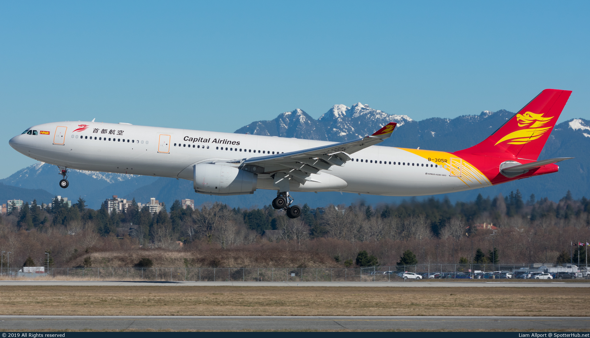 Photo of B-305R - Airbus A330-343 operated by Capital Airlines