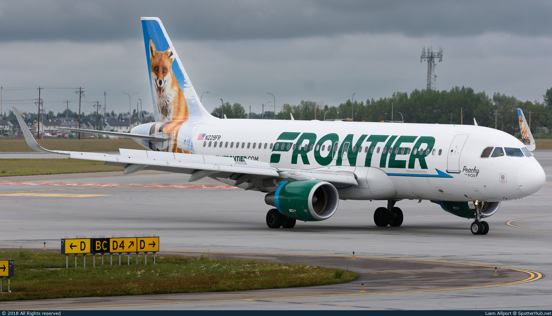 Photo of N229FR - Airbus A320-214 operated by Frontier Airlines