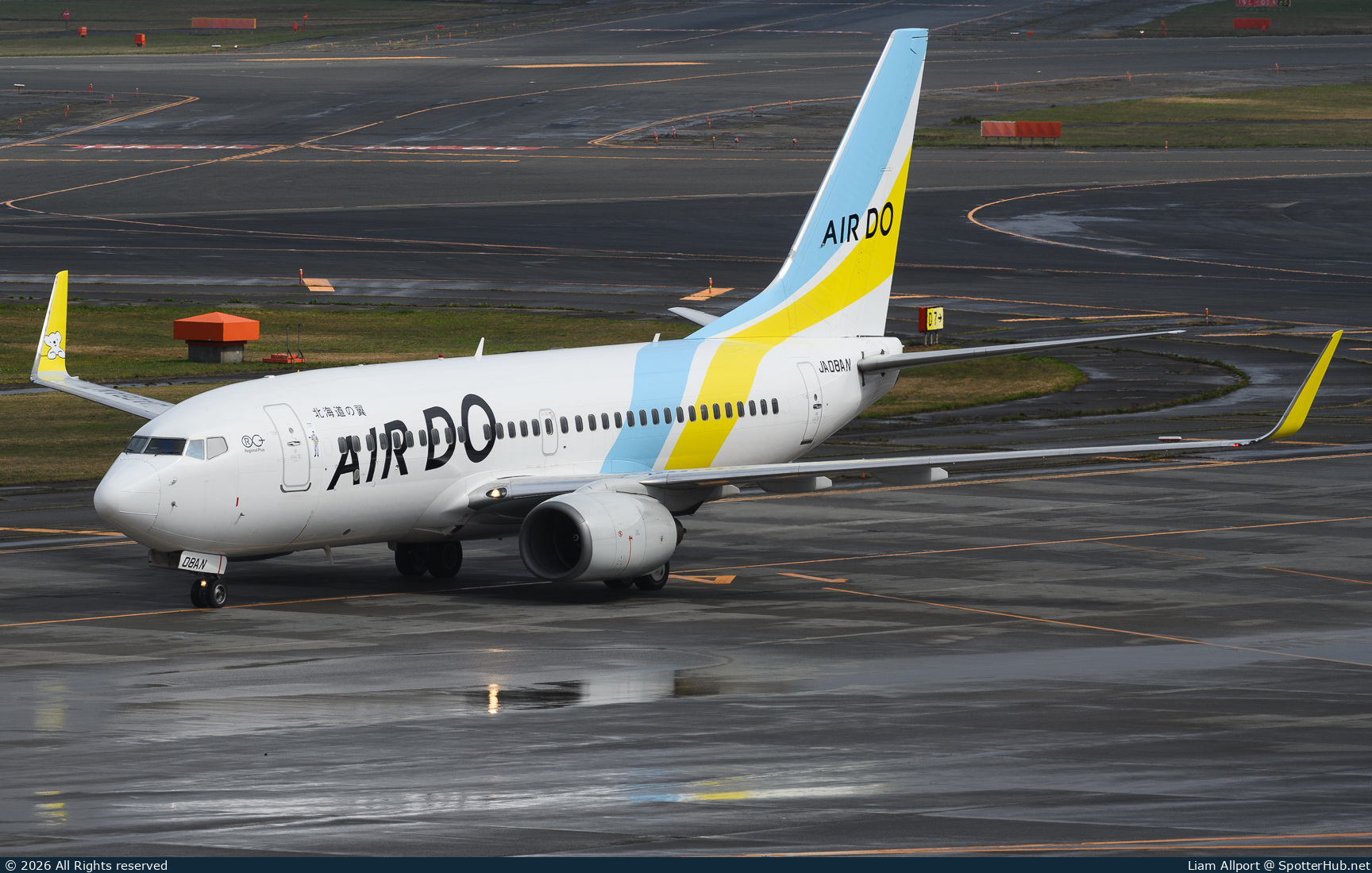 Photo of JA08AN - Boeing 737-781 operated by Air Do