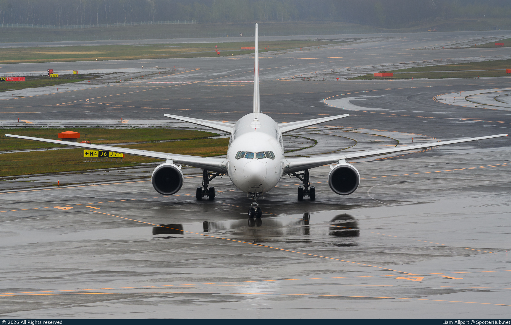 Photo of JA613J - Boeing 767-346(ER) operated by Japan Airlines