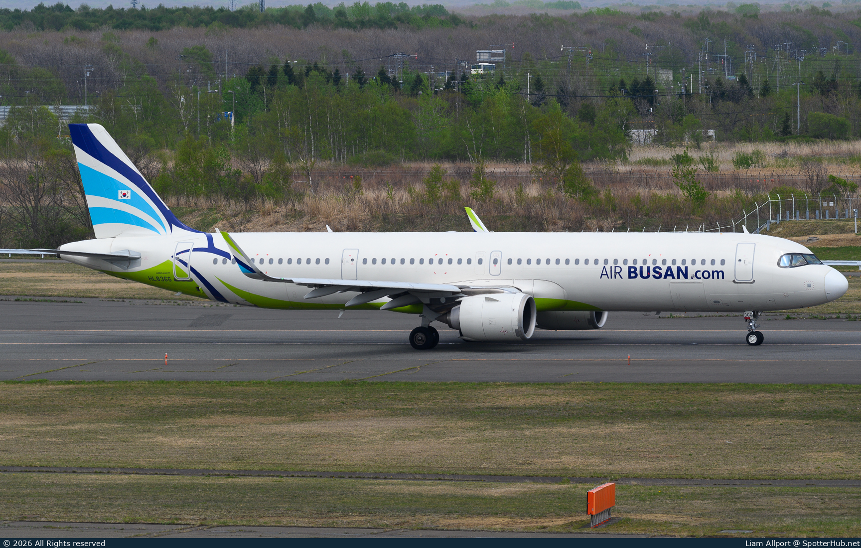 Photo of HL8366 - Airbus A321-251NX operated by Air Busan