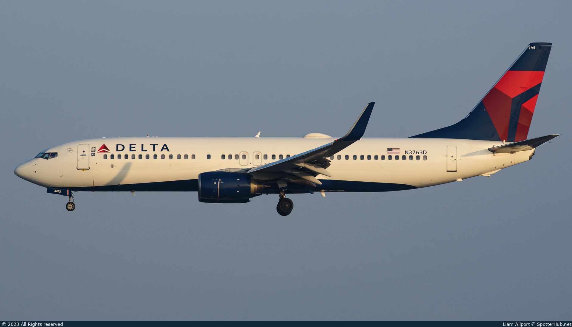 Photo of N3763D - Boeing 737-832 operated by Delta Air Lines
